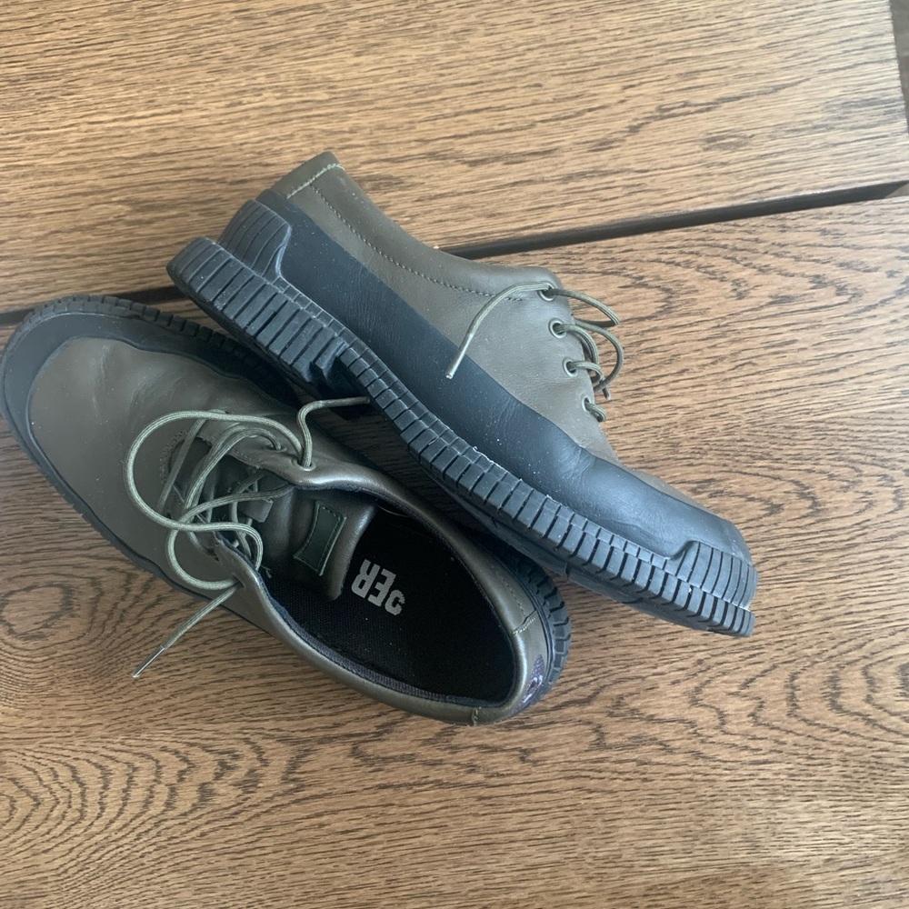 Men’s PIX Campers. Size 42. Green. - Picture 6 of 6